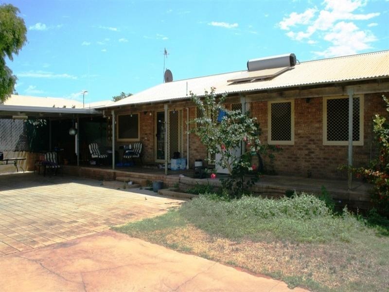 3 Clarke Place, Onslow WA 6710