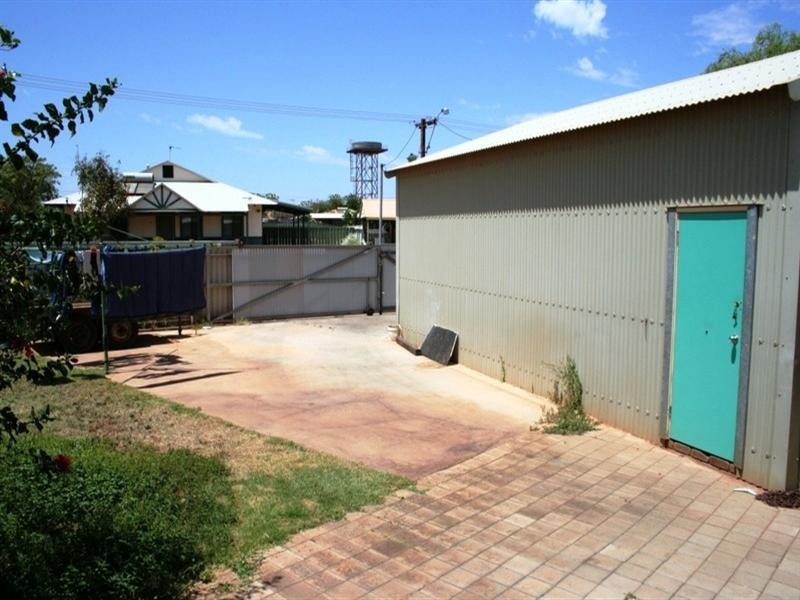 3 Clarke Place, Onslow WA 6710