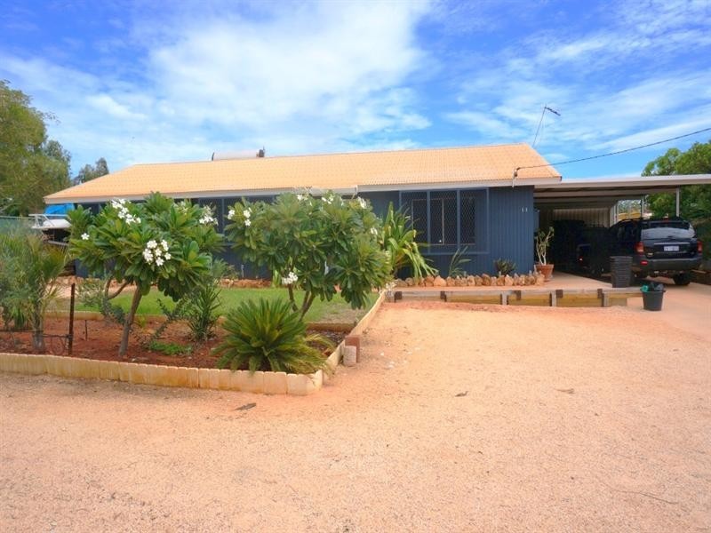 11 Stokes-Hughes Street, Exmouth WA 6707