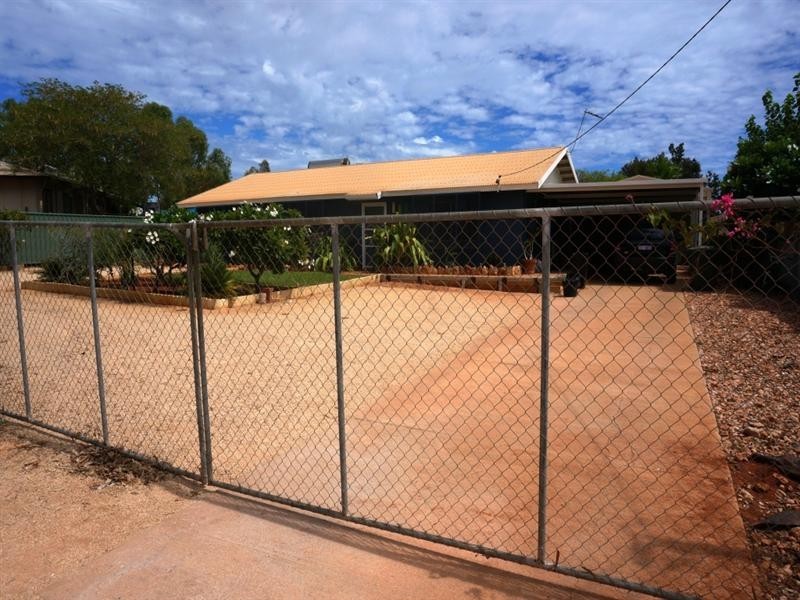 11 Stokes-Hughes Street, Exmouth WA 6707