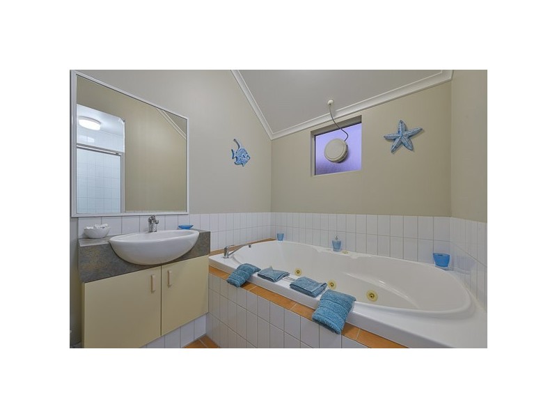 Unit 117 Osprey Holiday Village, Exmouth WA 6707