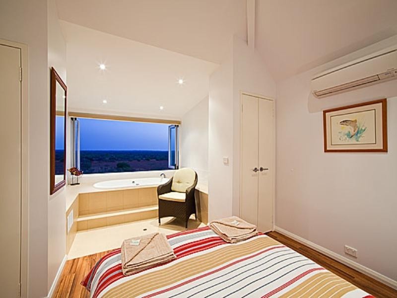 Unit 104 Osprey Holiday Village, Exmouth WA 6707