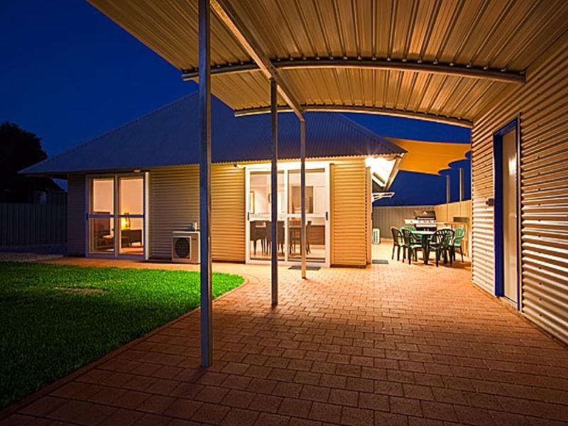 Unit 104 Osprey Holiday Village, Exmouth WA 6707