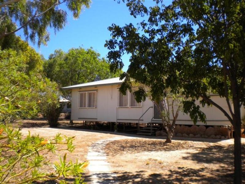 19 Maidstone Avenue, Exmouth WA 6707