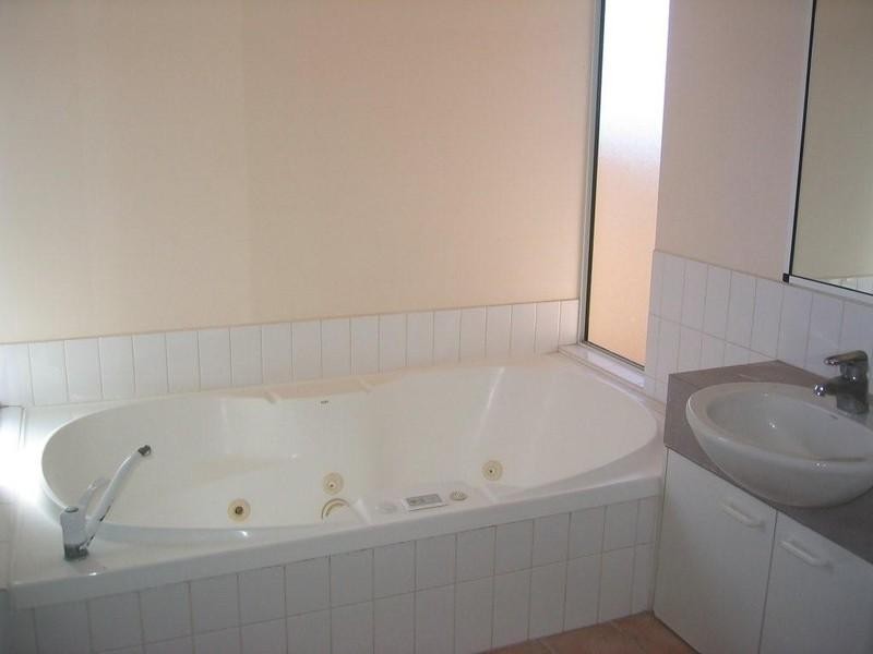 Unit 5 Osprey Village, Exmouth WA 6707