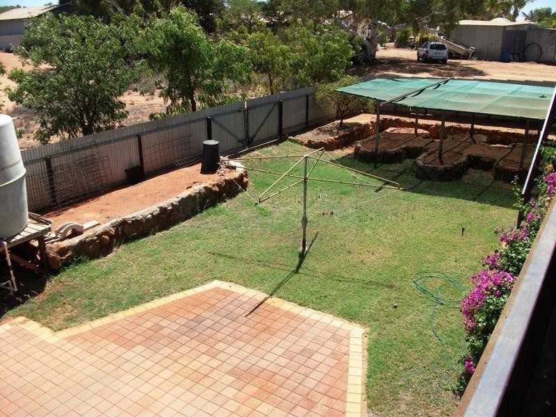 11 Simpson Street, Onslow WA 6710