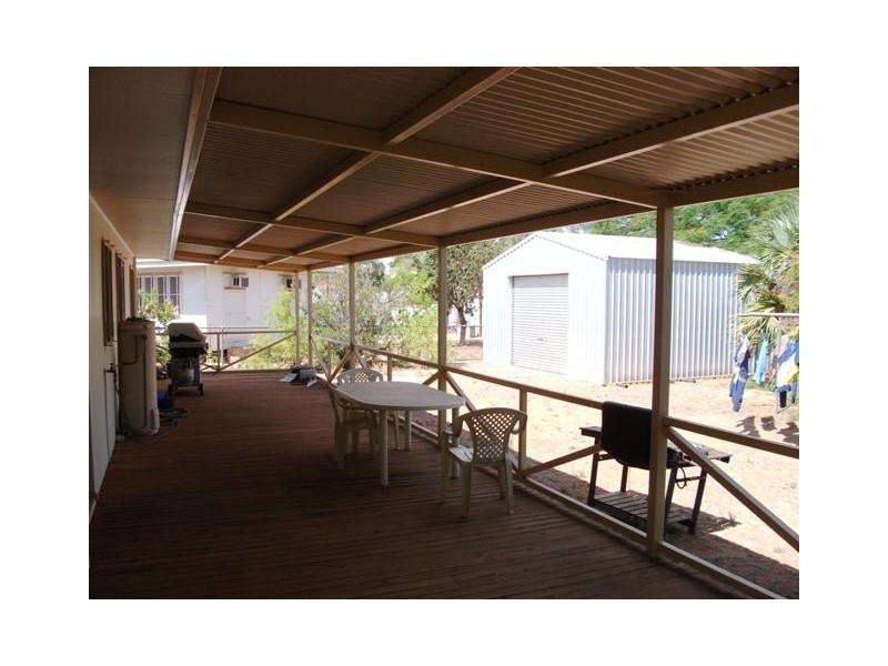 16 Patterson Place, Onslow WA 6710