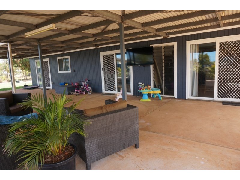 18 Fitzhardinge Street, Exmouth WA 6707