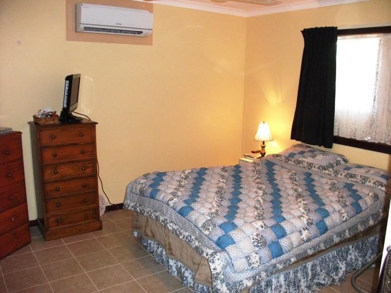 11 Clarke Place, Onslow WA 6710