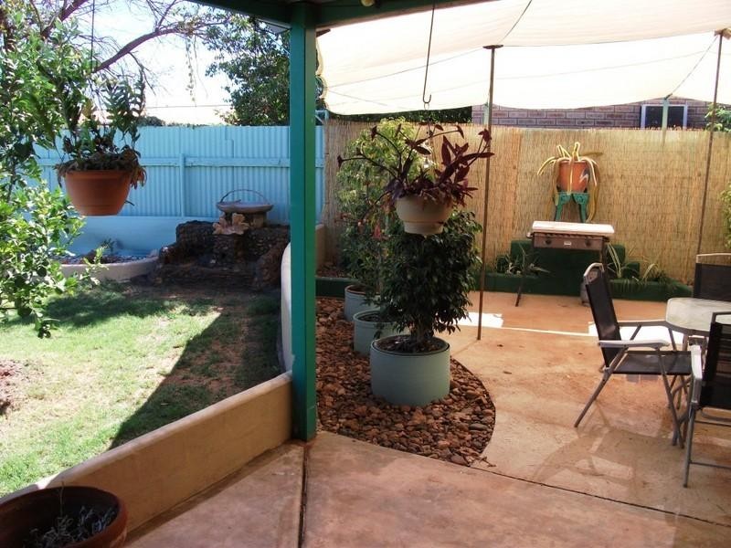 11 Clarke Place, Onslow WA 6710