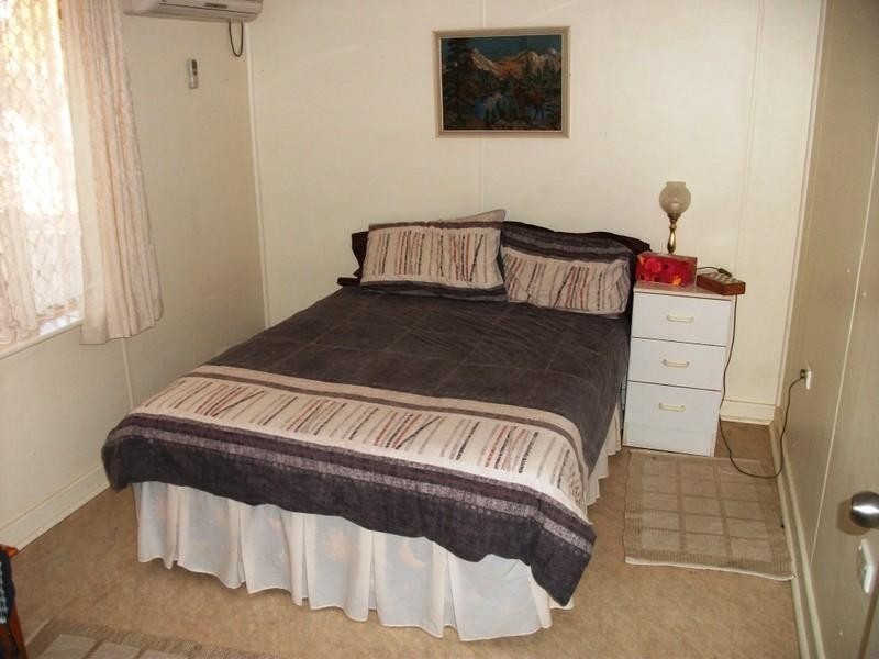 10 Third Avenue, Onslow WA 6710