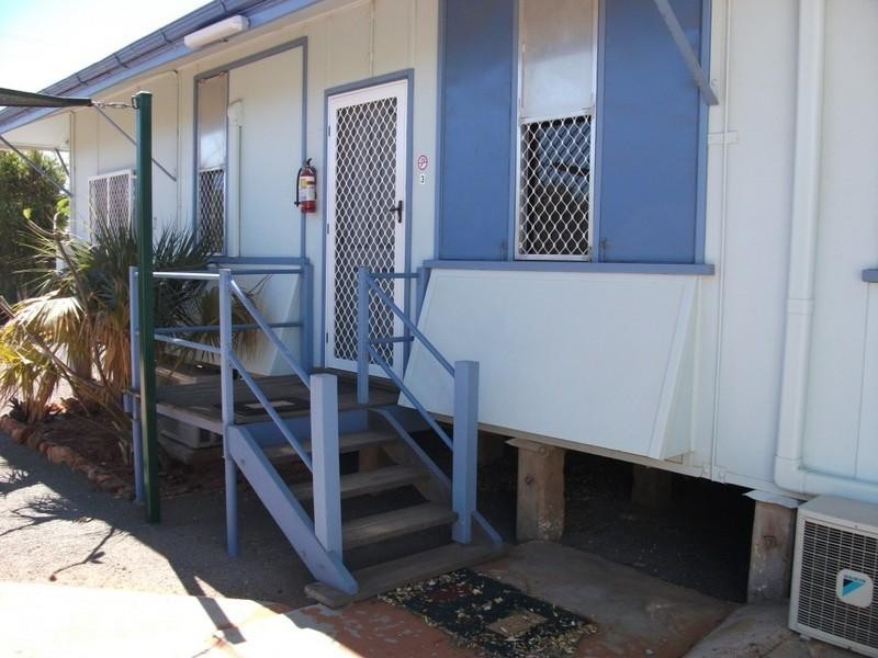 8 Cameron Avenue, Onslow WA 6710