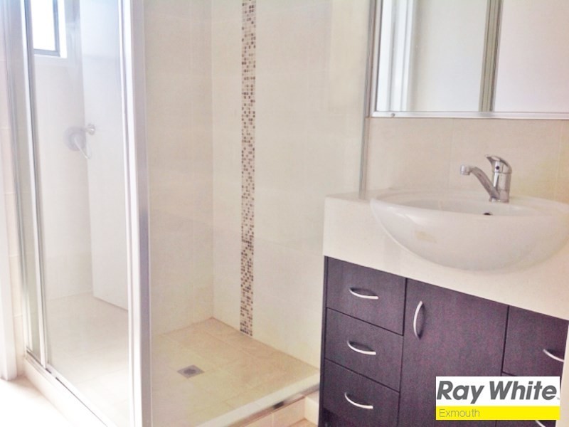 4 Burt Close, Onslow WA 6710
