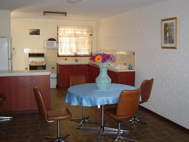 Unit 8 Ningaloo Apartment, Exmouth WA 6707