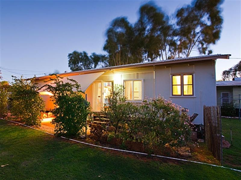 Unit 16 Exmouth Villas, Exmouth WA 6707