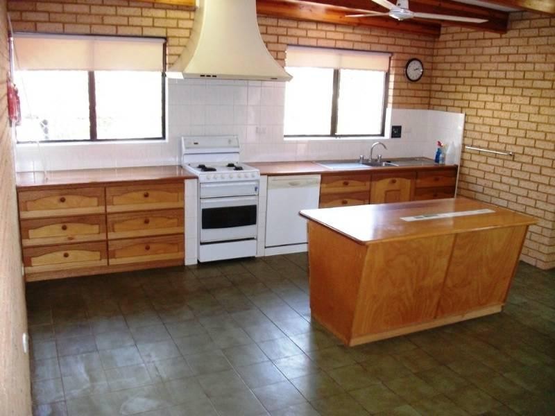 15 Second Avenue, Onslow WA 6710