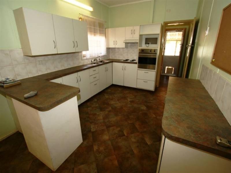 11 Carpenter Street, Exmouth WA 6707