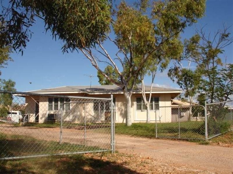 20 Stokes Hughes Street, Exmouth WA 6707