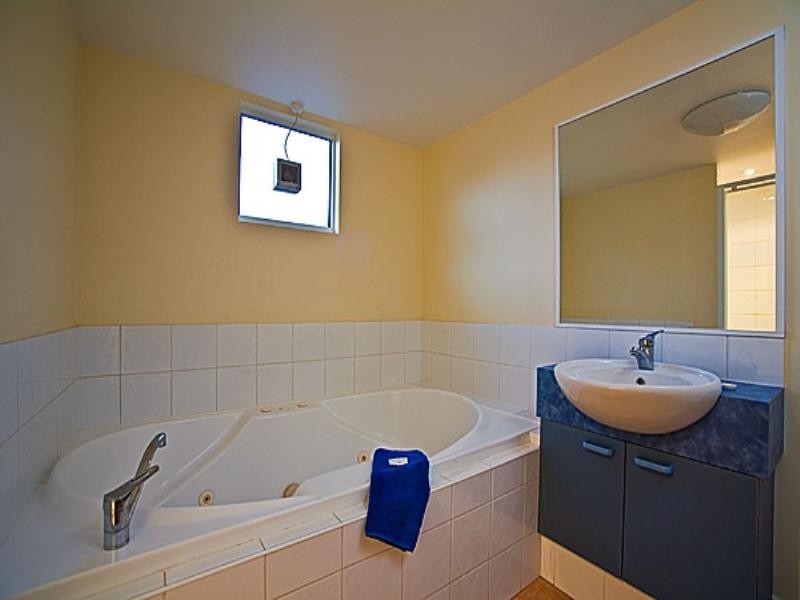 Unit 102 Osprey Holiday Village, Exmouth WA 6707