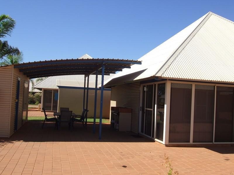 Unit 117 Osprey Holiday Village, Exmouth WA 6707