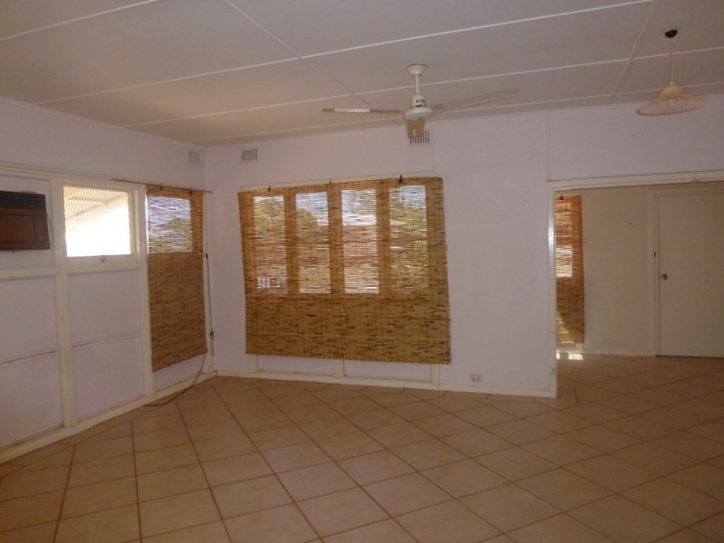 6 Grenadier Street, Exmouth WA 6707