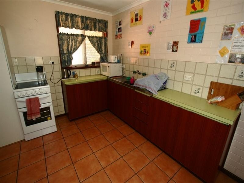 2/1 Maidstone Crescent, Exmouth WA 6707