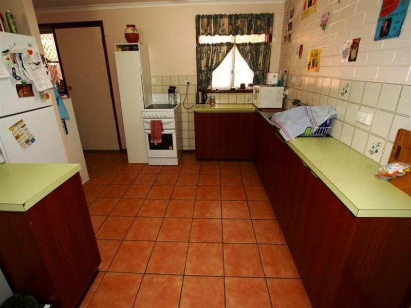 2/1 Maidstone Crescent, Exmouth WA 6707