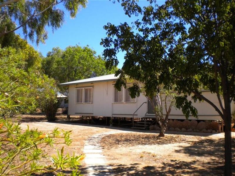 19 Maidstone Avenue, Exmouth WA 6707