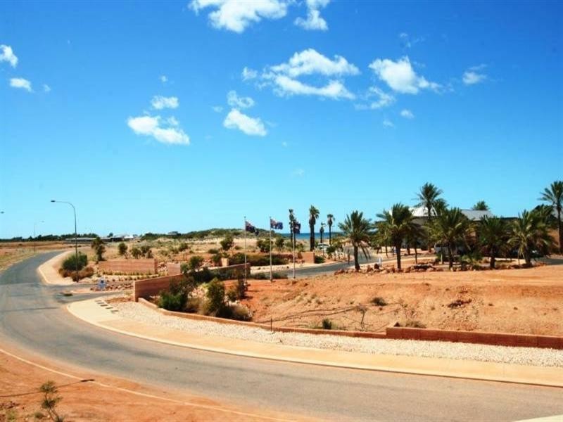 18 Madaffari Drive, Exmouth WA 6707