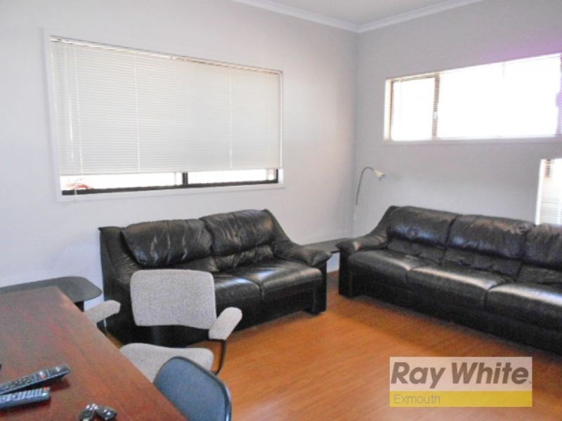 11 Burt Close, Onslow WA 6710