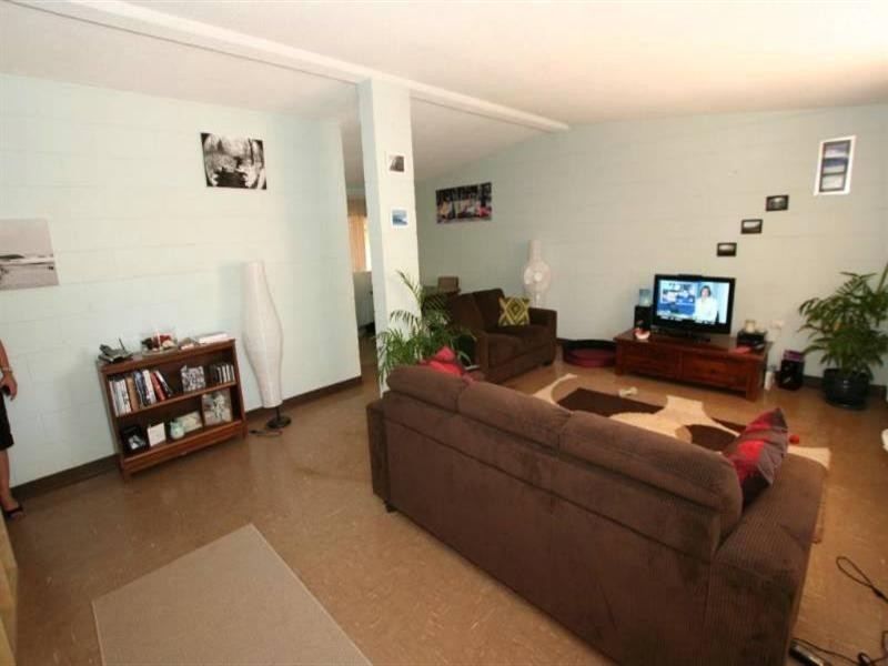 24 Carpenter Street, Exmouth WA 6707