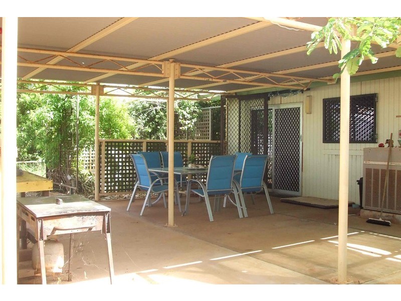 8 Farley Street, Exmouth WA 6707