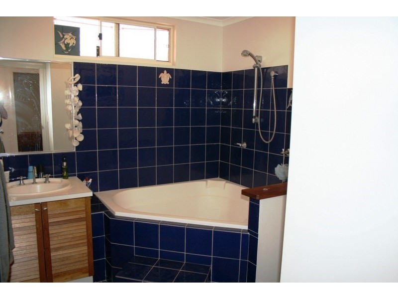 1A Skipjack Circle, Exmouth WA 6707