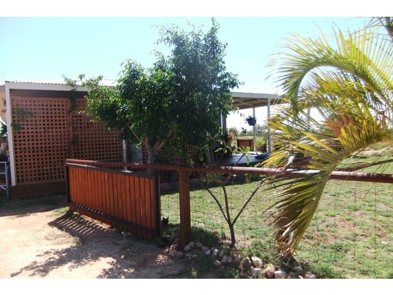 1A Skipjack Circle, Exmouth WA 6707