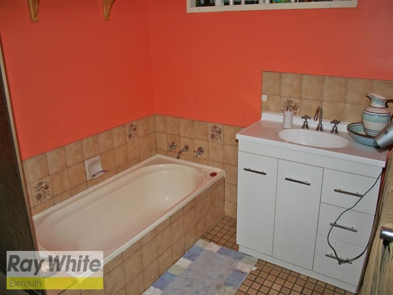 1 Hedditch Street, Onslow WA 6710