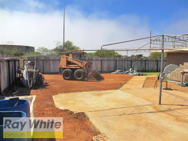 25 Simpson Street, Onslow WA 6710