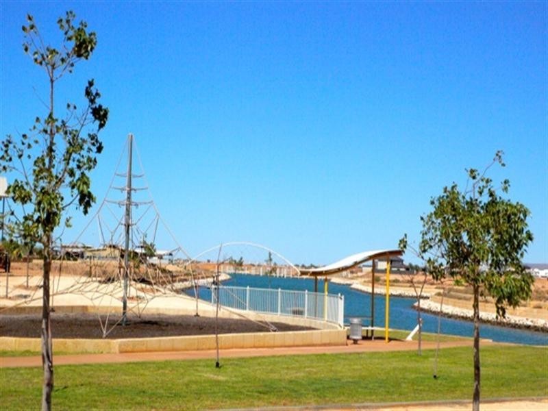 37 Madaffari Drive, Exmouth WA 6707