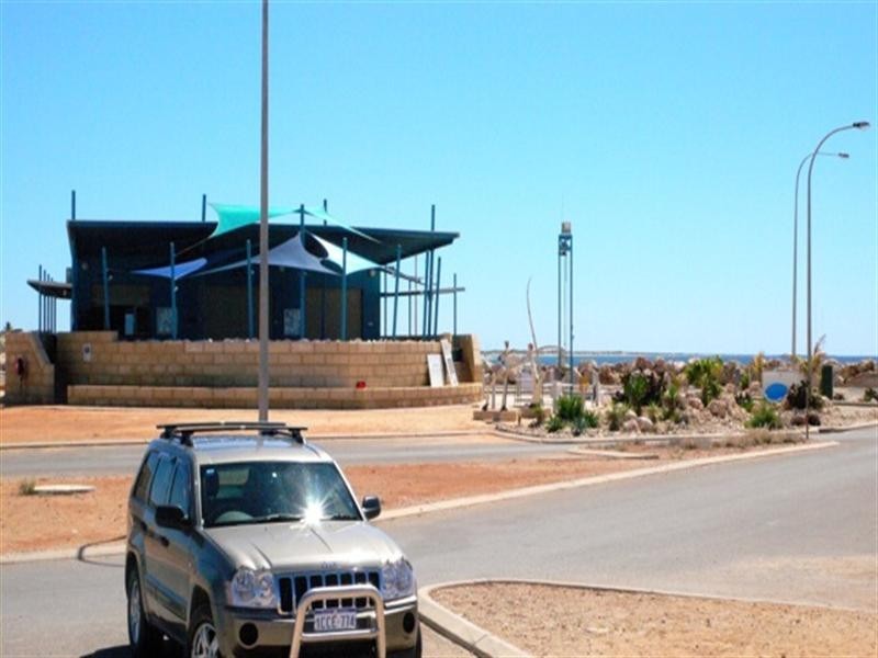 37 Madaffari Drive, Exmouth WA 6707