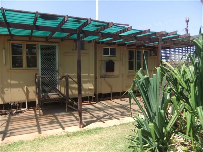 32 Stokes-Hughes Street, Exmouth WA 6707