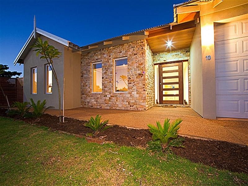 19 Skipjack Circle, Exmouth WA 6707