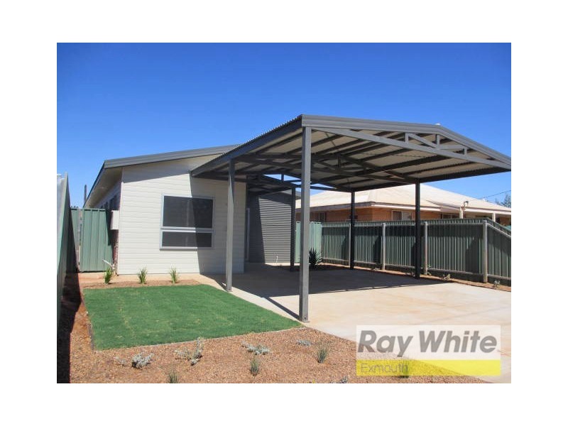 6B Burt Close, Onslow WA 6710