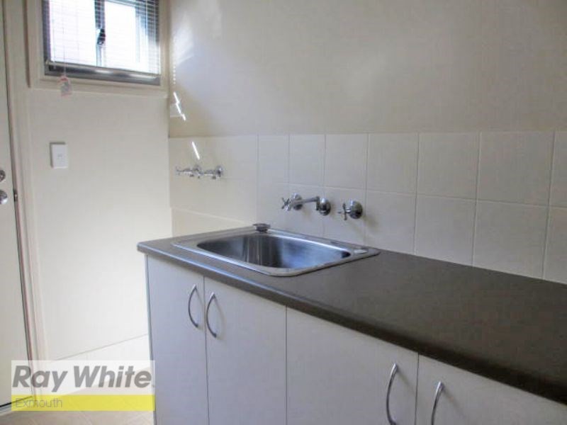 6B Burt Close, Onslow WA 6710