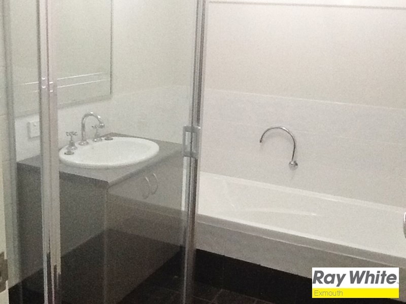9A Hope Court, Onslow WA 6710