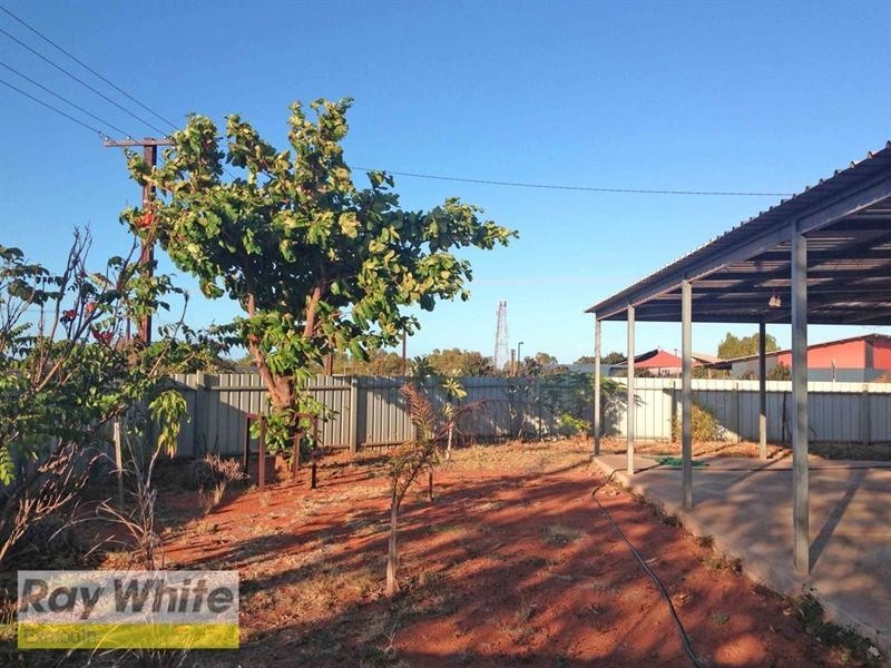 19 Simpson Street, Onslow WA 6710