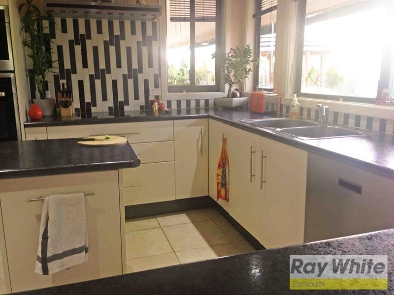 19 Clarke Place, Onslow WA 6710