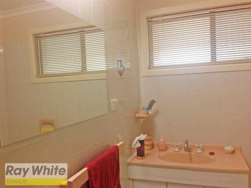 19 Clarke Place, Onslow WA 6710