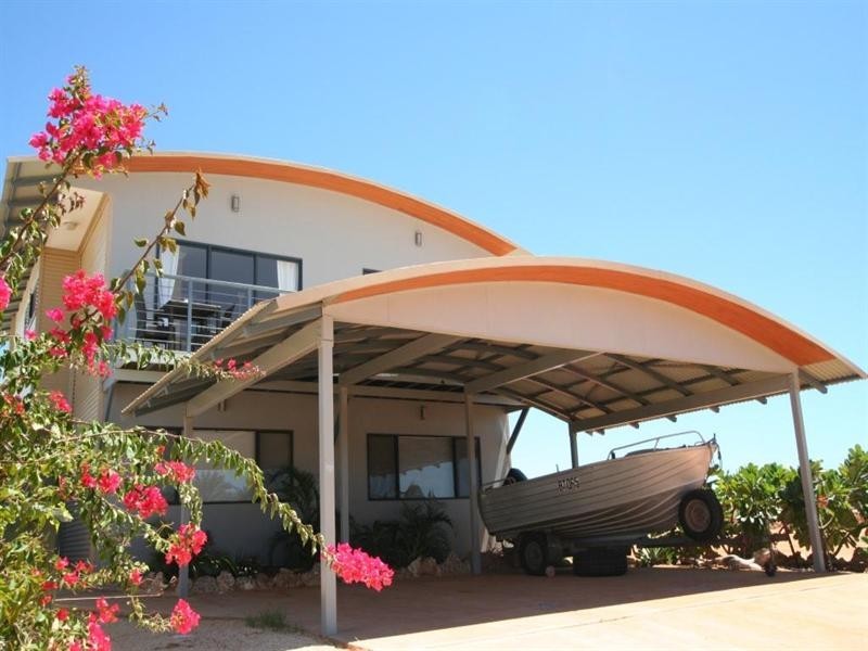 18 Madaffari Drive, Exmouth WA 6707