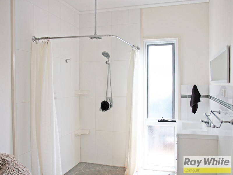 1A Cameron Avenue, Onslow WA 6710