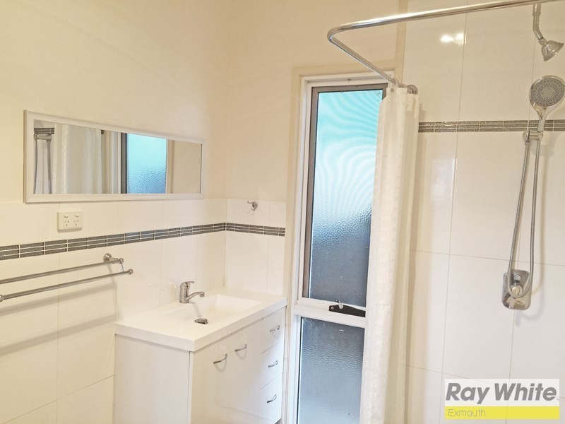 1B Cameron Avenue, Onslow WA 6710