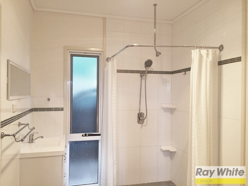 1B Cameron Avenue, Onslow WA 6710